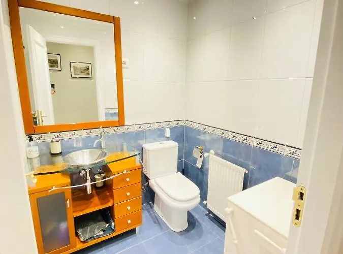 Bilbao Aeropuerto * Derio